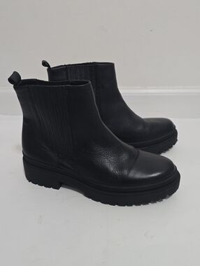 Patina Black Kiki Chunky Chelsea boots model 1350 Portland leather y2k 90s